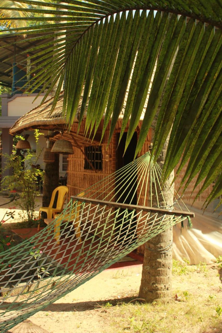 Elara Beach View Homestay Alappuzha Extérieur photo