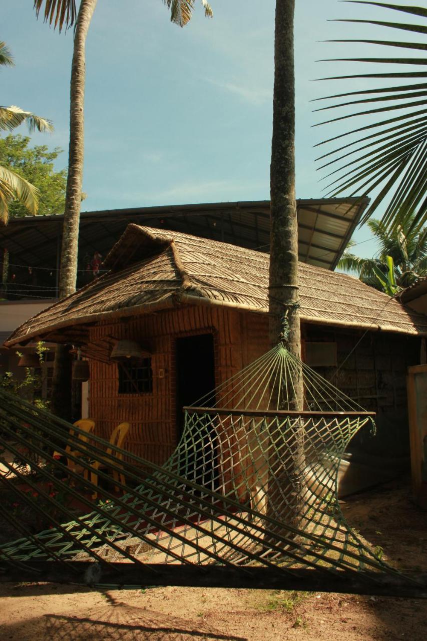 Elara Beach View Homestay Alappuzha Extérieur photo