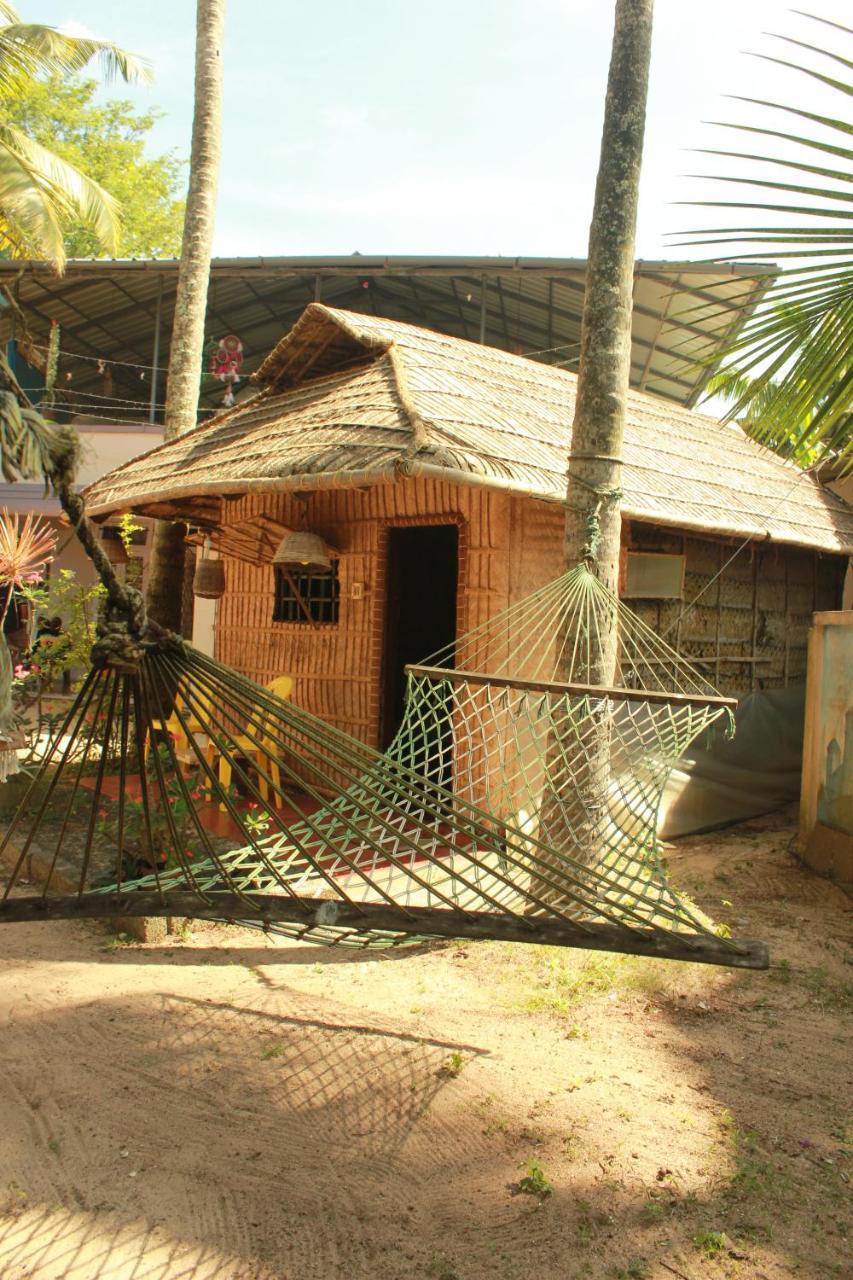 Elara Beach View Homestay Alappuzha Extérieur photo